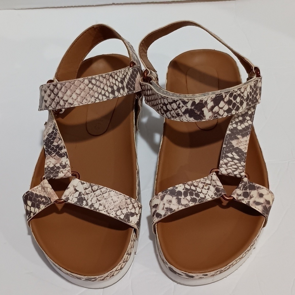 Band of Gypsies Newport Snake Print Leather Platform Sandals Size 8
